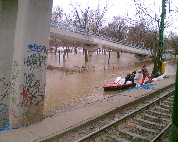 20060404080610.jpg