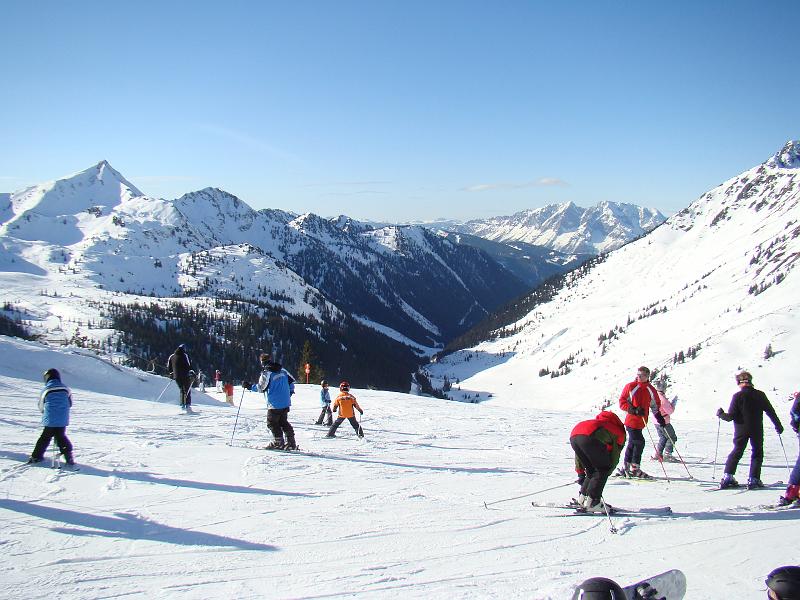 20080214145658.JPG - Az innenső oldali kilátás sporttársakkal