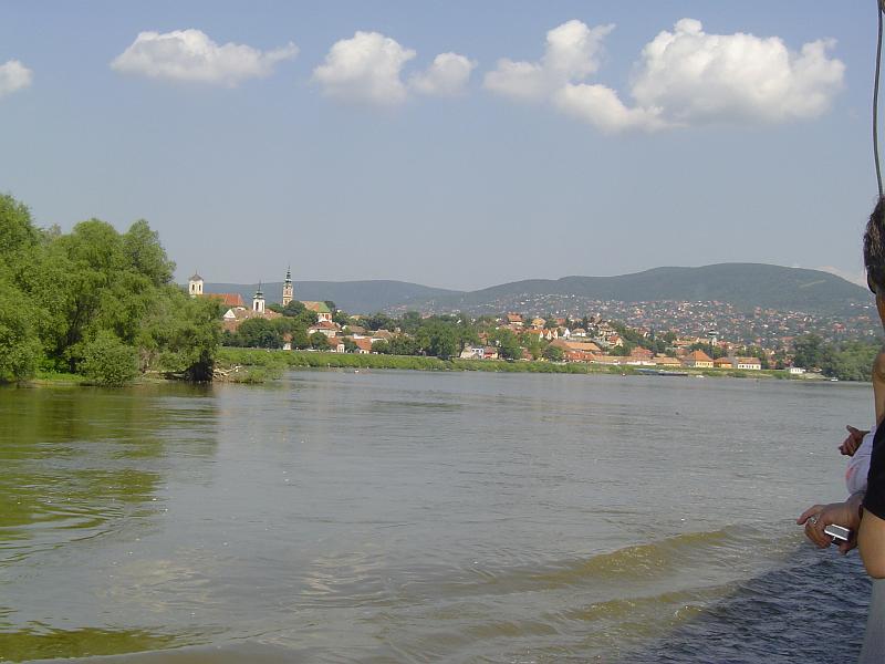 20050529103024.JPG - Duna felől