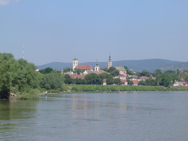 20050529103034.JPG - Duna felől